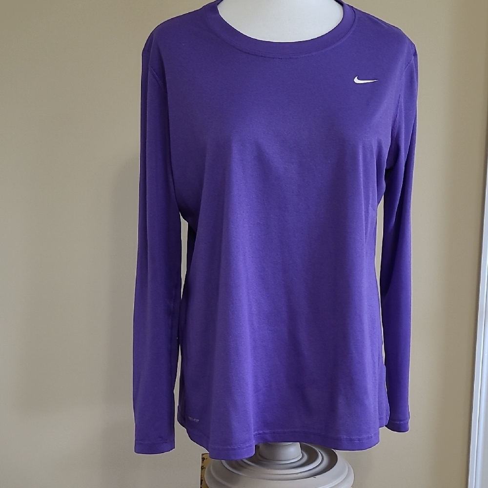 Nike DRI-FIT Shirt Purple Long Sleeve Activewear Pullover Chest Logo So Soft! XL